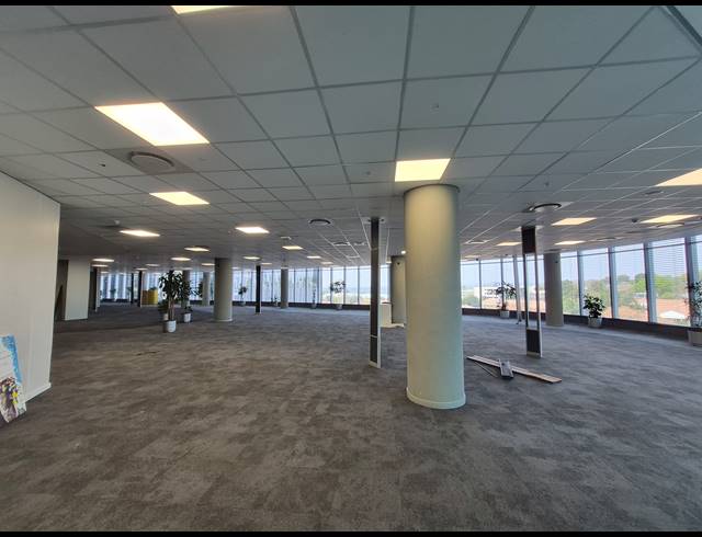 4,000M² OFFICE TO LET IN SANDTON CENTRAL